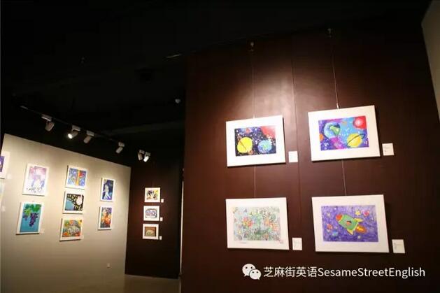 2017畫飛夢(mèng)想”公益畫展開幕
